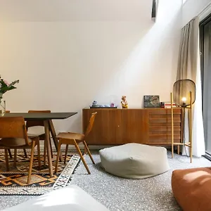 https://kleines-stadthaus-in-toplage.vienna-besthotels.com